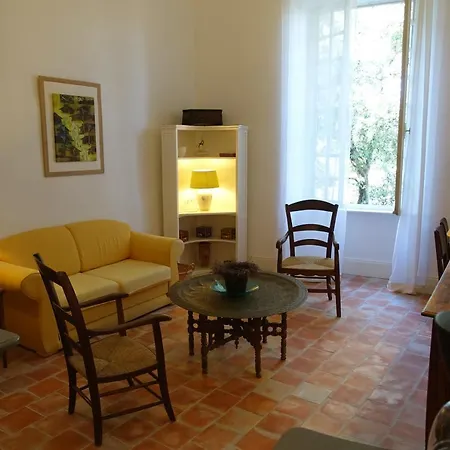 Château Casa de hóspedes Moussoulens