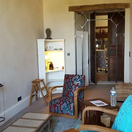 Casa de hóspedes Château 3*