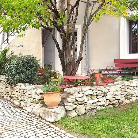 Chateau Guest house 3*